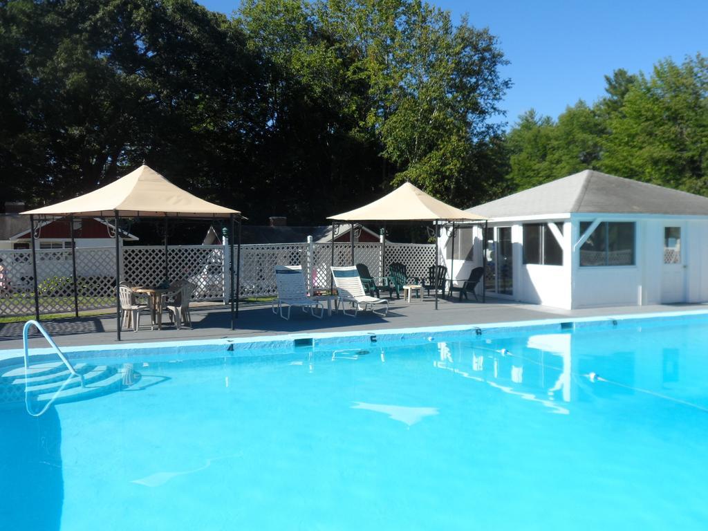 White Oak Motel & Cottages Holderness Eksteriør bilde